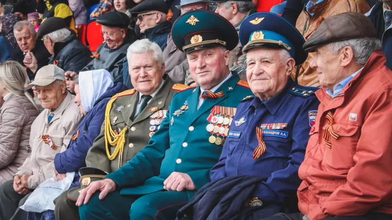 Тысячу рублей к празднику подарит юбилярам- ветеранам ВОВ мэрия Новосибирска